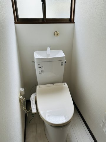 天昌寺町貸家のトイレ