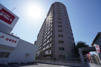 【外観】 | 【上質リフォーム】サンシティ西条5F | 現地（2023年4月3日14：00頃）撮影