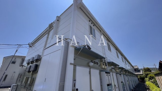 レオパレスカナルの外観