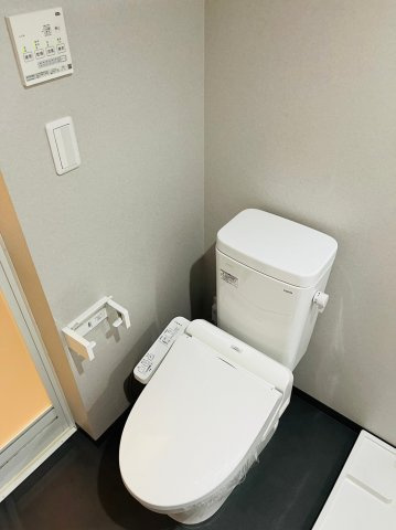 仲介手数料0円！！スターホワイトのトイレ