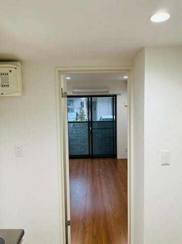 仲介手数料0円！！スターホワイトの居間・リビング