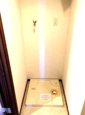 【その他】 | ジョイフル新宮 | 室内洗濯機置き場