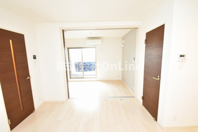 【洋室】 | メゾン・プラスワン