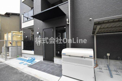 【エントランス】 | メゾン・プラスワン