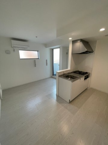 仲介手数料0円！！DELA香呑の居間・リビング