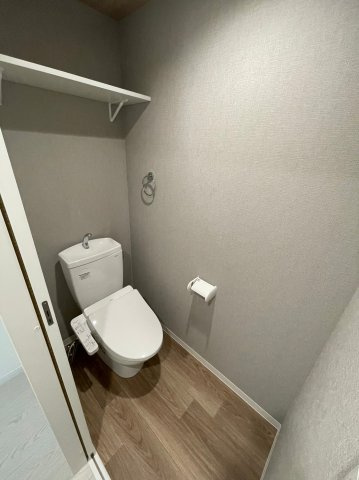 仲介手数料0円！！DELA香呑のトイレ