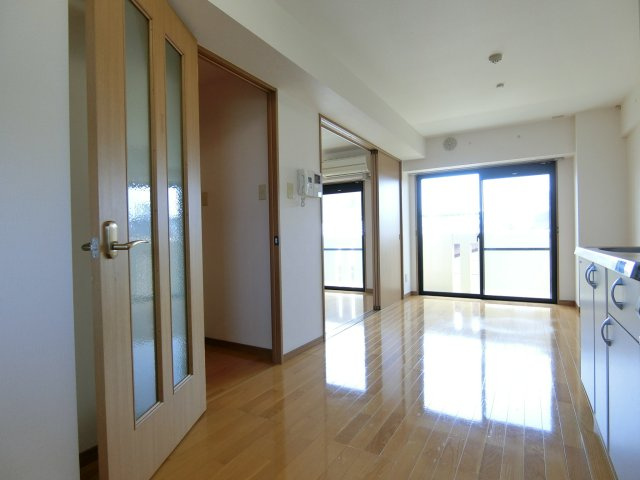 リバーコートCの居間・リビング|イメージ3-3号室の写真