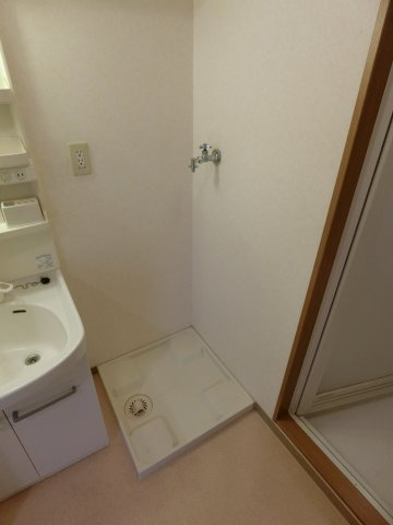 リバーコートCの洗面所|イメージ3-3号室の写真