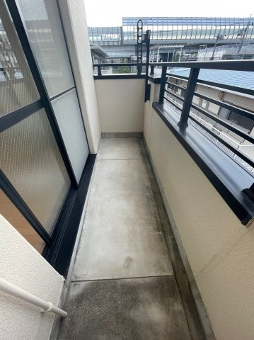 仲介手数料0円！！クレスト一社のバルコニー