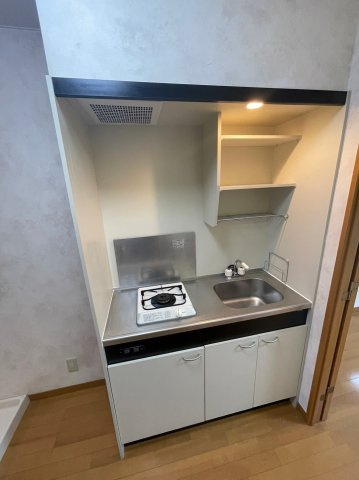 仲介手数料0円！！クレスト一社のキッチン