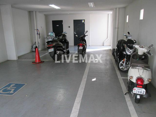 バイク置場