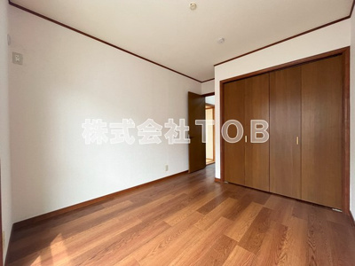 【洋室】 | 重原メゾネット | 洋室5帖