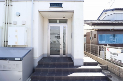 【エントランス】 | メルベイユクレイドル