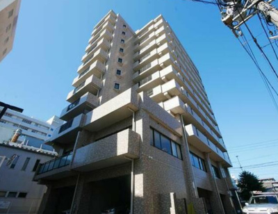 【外観】 | ロイヤルシャトー白壁【仲介手数料無料】東白壁小学校　あずま中学校 | リノベーション済み
保証付きマンションです