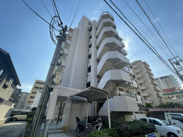 ドミール南六甲の外観