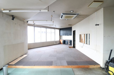 【内装】 | イワセシルバービル