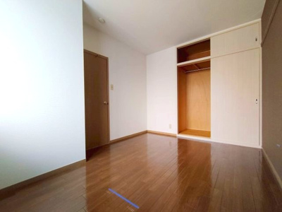 【洋室】 | グリーンハイツ岸辺