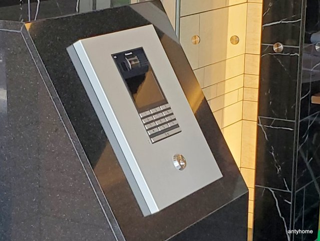 グランカリテ北大阪リヴィエ　仲介手数料無料のセキュリティ