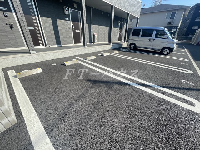 習志野市藤崎２丁目のアパートの駐車場