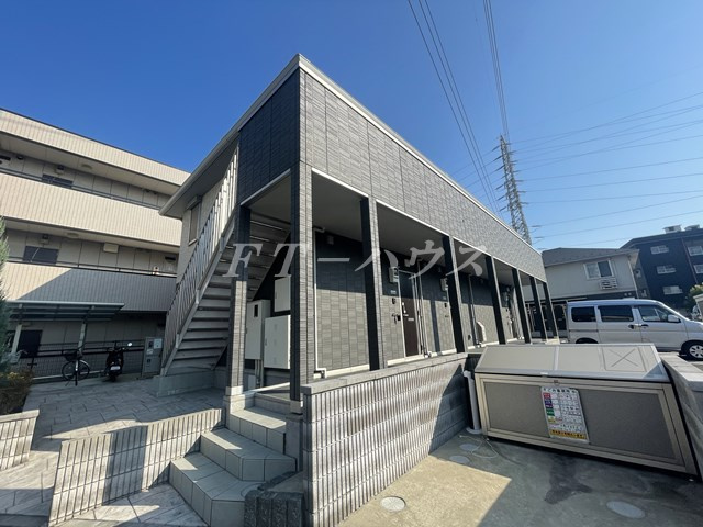 習志野市藤崎２丁目のアパートのエントランス
