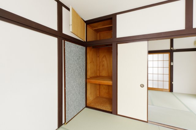 東ハウスの収納