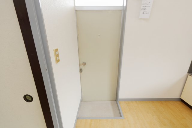 東ハウスの玄関