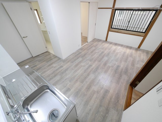 鈴蘭台東町２丁目戸建の居間・リビング|使いやすい居間です