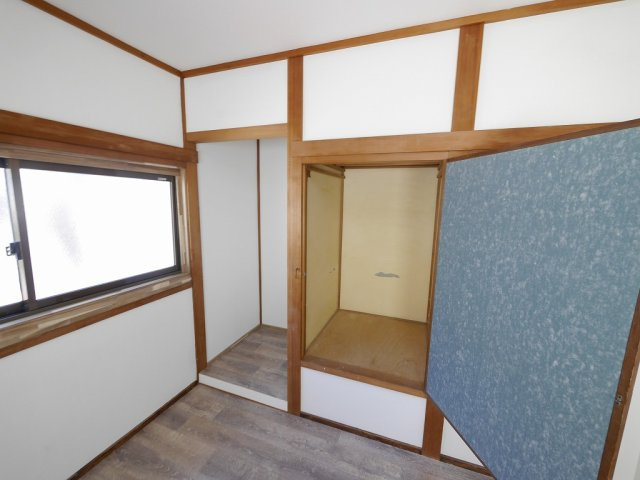 鈴蘭台東町２丁目戸建の収納