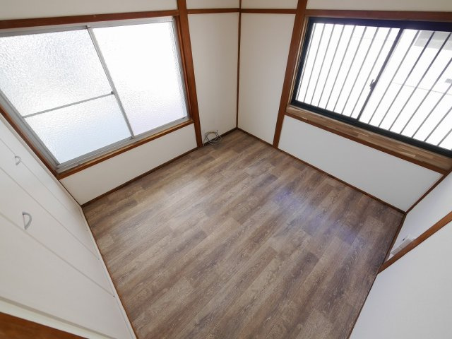 鈴蘭台東町２丁目戸建の寝室