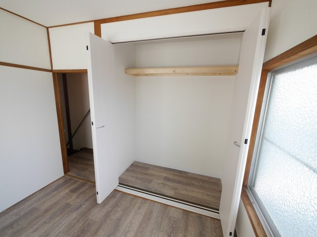 鈴蘭台東町２丁目戸建の収納