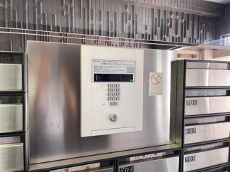 【その他共用部分】 | 安心のセキュリティー対策オートロックも標準完備♪