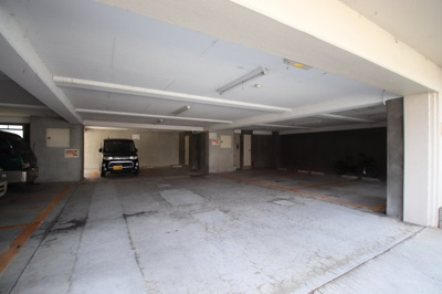 【駐車場】 | エミールガーデン