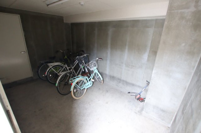 【その他共用部分】 | エミールガーデン | 駐輪場