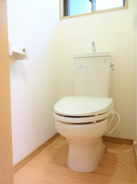 品川区豊町６丁目の一戸建てのトイレ