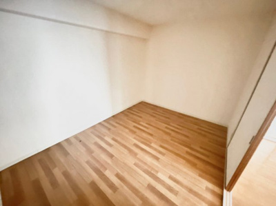 【寝室】 | 新栄プロパティー軽里