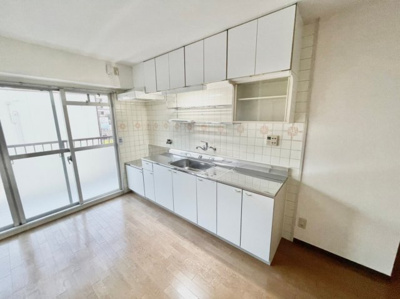 【キッチン】 | 新栄プロパティー軽里