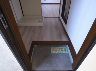 【玄関】 | コーポフジ