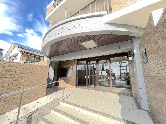 シテイライフ周船寺駅2のエントランス