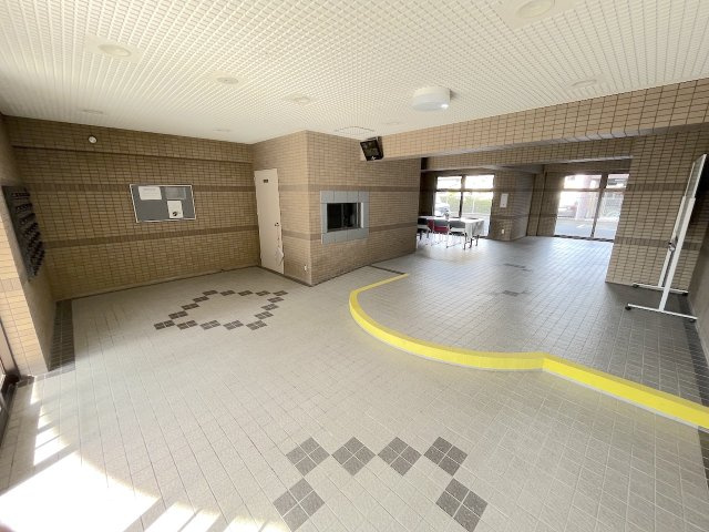 シテイライフ周船寺駅2のエントランス