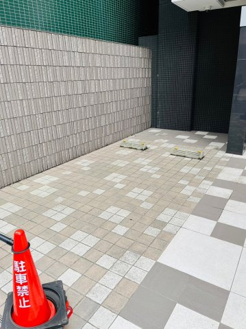 仲介手数料0円！！ブランシエスタ泉の駐車場