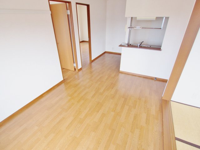 ディアスエコーの居間・リビング