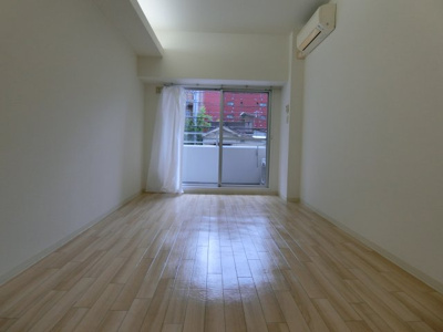 【居間・リビング】 | ベルフェリーク天満橋