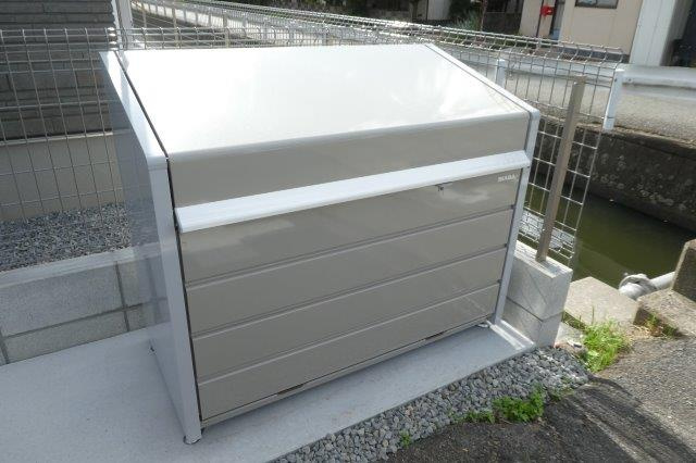倉敷市藤戸町天城の一戸建てのその他共用部分|敷地内ゴミステーション