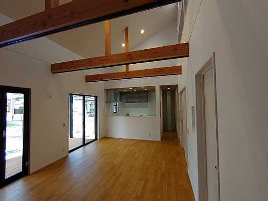 【居間・リビング】