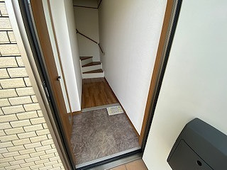 【玄関】 | エミネンスガーデン