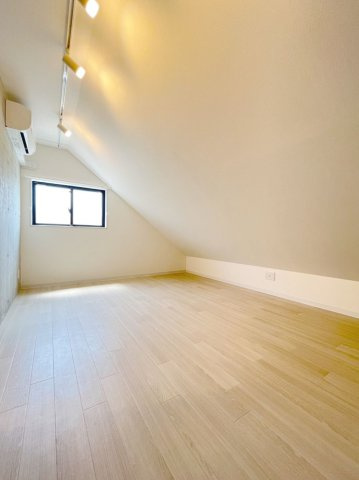 「防音マンション」ラシクラス東高円寺の洋室|広々とした洋室です