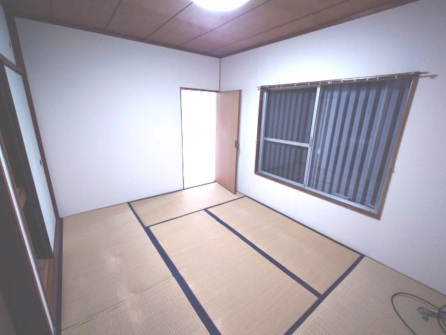 【寝室】