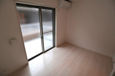 【居間・リビング】 | グリーンコートⅢ番館 | 使いやすい居間です