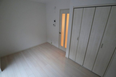 【居間・リビング】 | グリーンコートⅢ番館 | ゆったり過ごせるリビングです