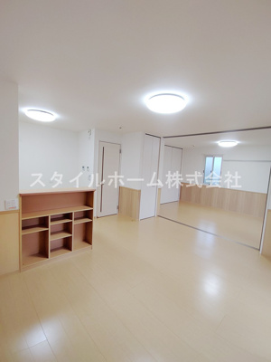 【ロビー】 | オリーブガーデン | 別部屋写真です。